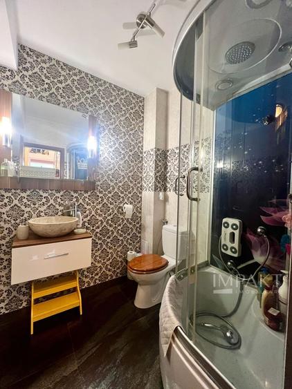 Duplex cu 3 camere cu Canalizare în Bună Ziua