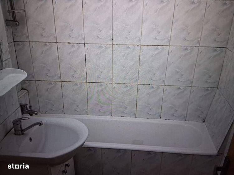 Apartament cu 2 camere decomandat în Colentina — fotografia 1