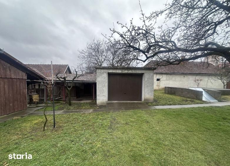 Casă cu 6 camere cu Teren 3103 Mp în Odoreu