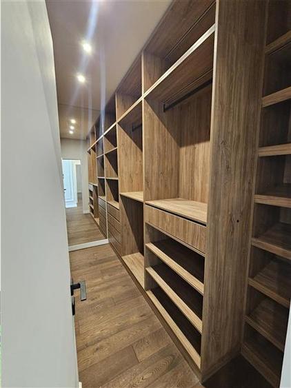 Apartament cu 4 camere semidecomandat, mobilat în Gheorgheni