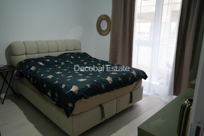 Apartament cu 3 camere semidecomandat, mobilat în Nord