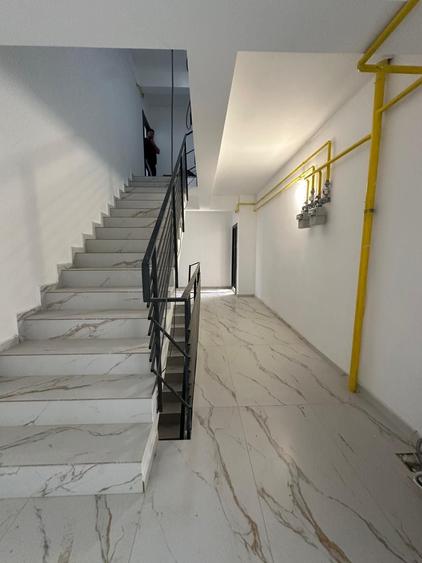 Apartament cu 2 camere semidecomandat în Bucium