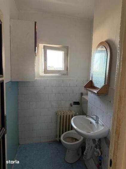 Apartament cu 3 camere decomandat în Decebal