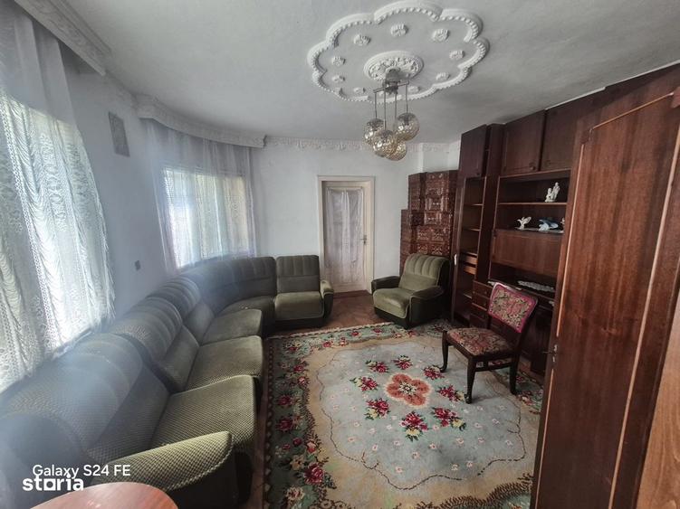 Casă cu 4 camere cu Teren 719 Mp în Vânători-Neamț