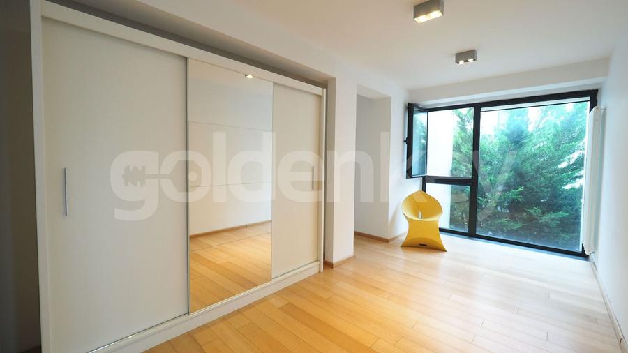 Vila minimalista pe o strada selecta si linistita - 23