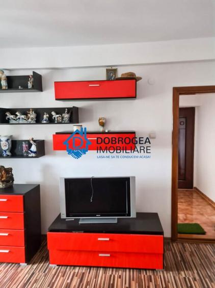Apartament cu 2 camere decomandat în Mahmudia