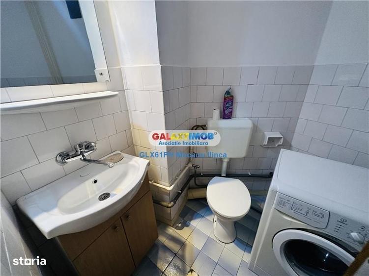 Apartament cu 3 camere decomandat în Bughea de Sus