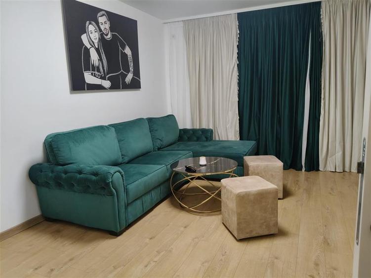 Apartament cu 2 camere semidecomandat, mobilat în Apollo