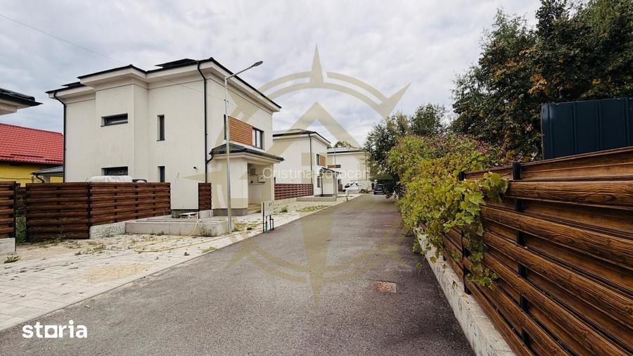 DOM00323 - Vila cu mansarda de vanzare Corbeanca central