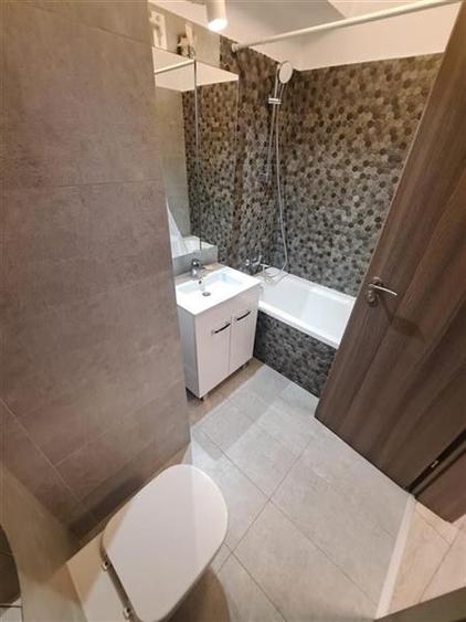Apartament cu 2 camere decomandat în Șerban Vodă