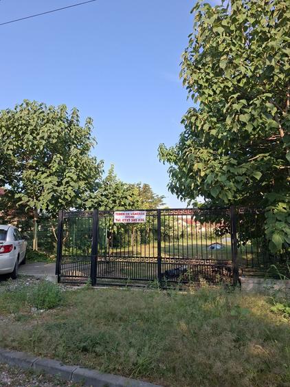 Teren de 500 mp, în Posta
