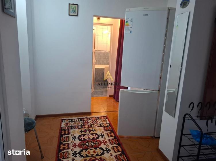Apartament cu 2 camere decomandat în Pictor Rosenthal