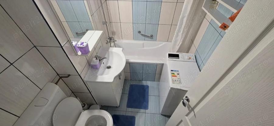 Garsonieră decomandată în Central