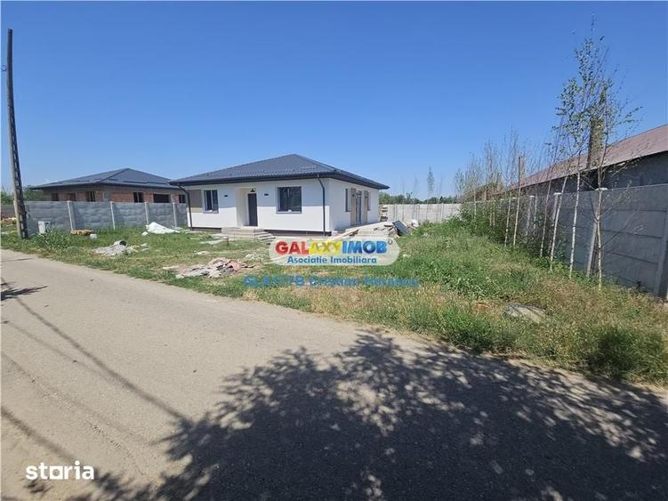 Casă cu 3 camere cu Teren 400 Mp în Crevedia