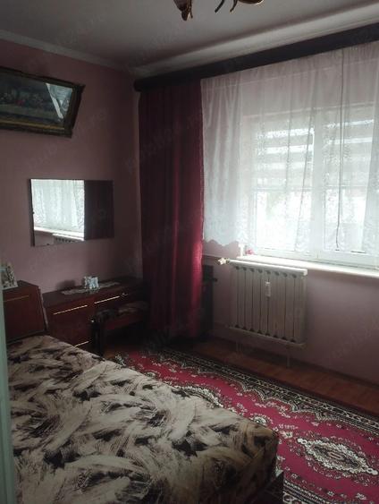 Apartament cu 2 camere semidecomandat în Prundu