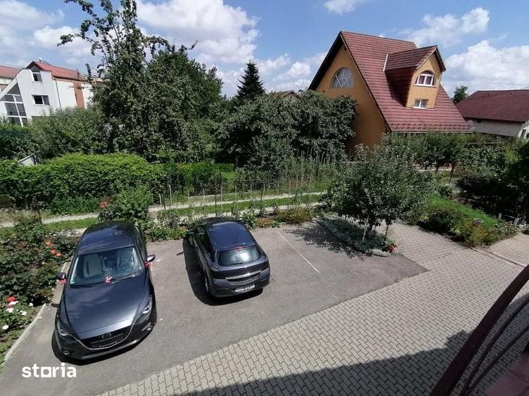 Casă cu 5 camere cu Teren 250 Mp în Andrei Mureșanu