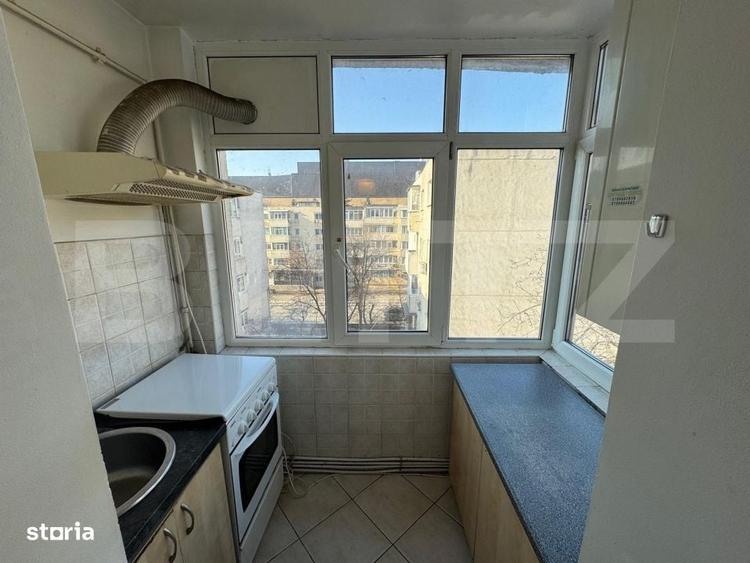 Apartament 2 camere de vanzare, 44 mp, zona Palas - 1
