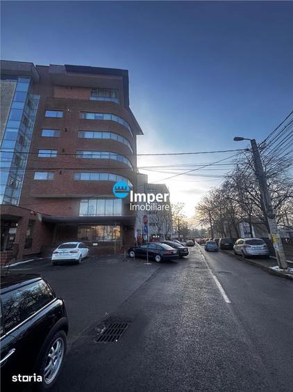 Spațiu comercial, de 55 mp, în Central