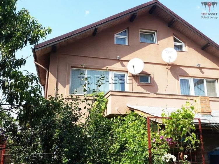 Casă individuală cu 10 camere cu Canalizare în Chiajna