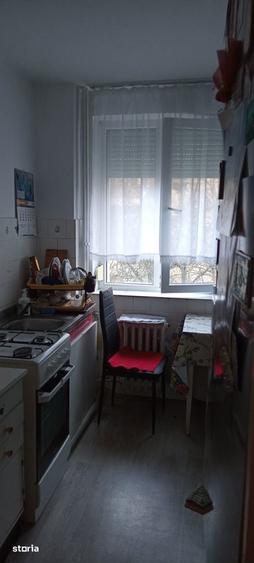 Apartament cu 3 camere, balcon, Decebal - 5