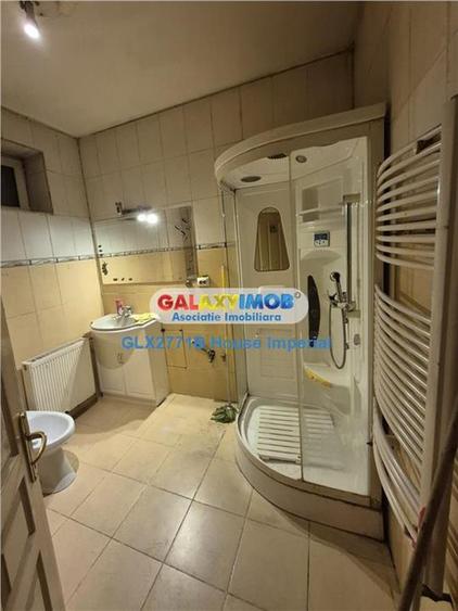Casă cu 6 camere cu Teren 320 Mp în Calea Călărașilor