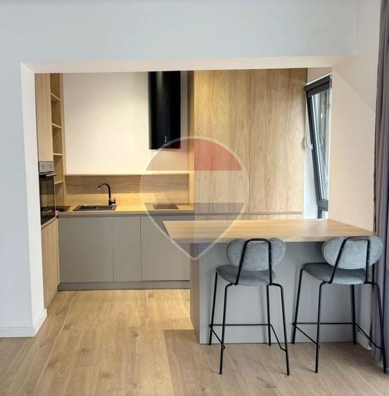 Apartament cu 2 camere semidecomandat, mobilat în Chitila