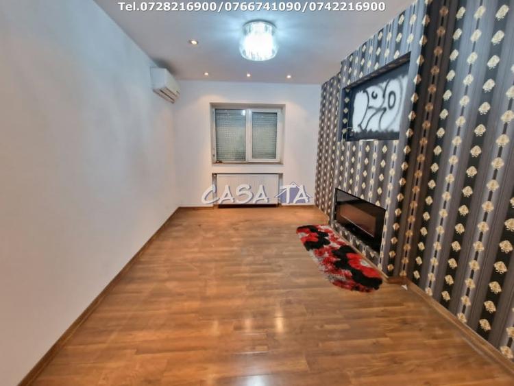 Apartament cu 3 camere decomandat în Central