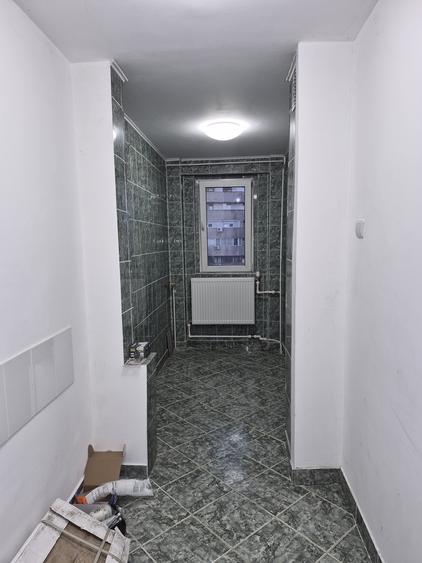 Apartament cu 2 camere semidecomandat în Fundeni