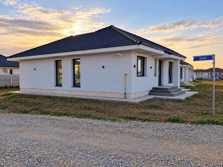 Casă cu 2 camere în Sântandrei