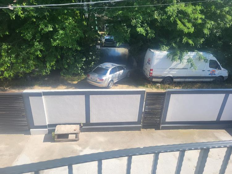 Casă cu 4 camere cu Teren 300 Mp în Năvodari