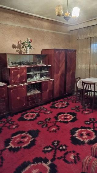 Casă cu 4 camere cu Teren 1000 Mp în Domașnea