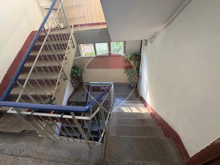 Apartament cu 2 camere semidecomandat în Rogerius