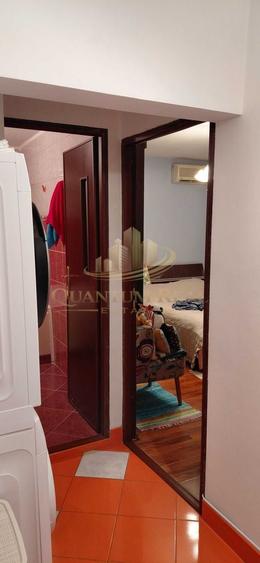 Apartament cu 2 camere decomandat în Vitan