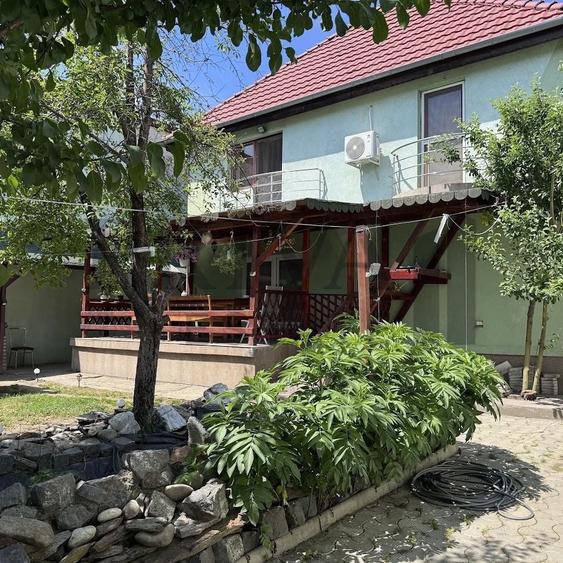 Casă individuală cu 7 camere cu Canalizare în Elisabetin