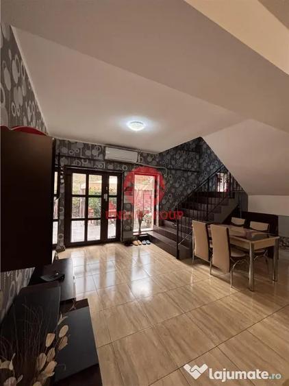 Casă cu 8 camere cu Teren 200 Mp în Central