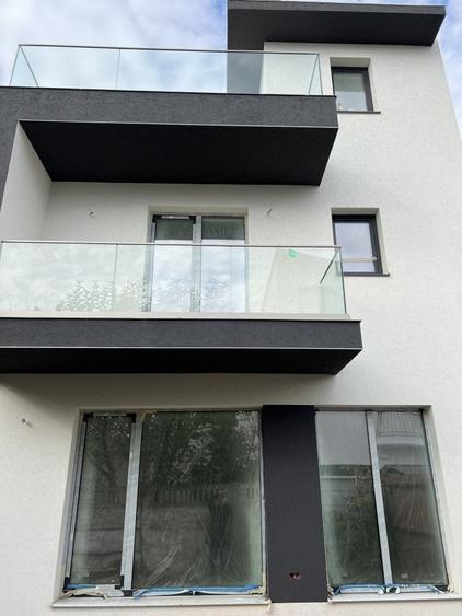 Duplex cu 5 camere cu Canalizare în Bucureștii Noi