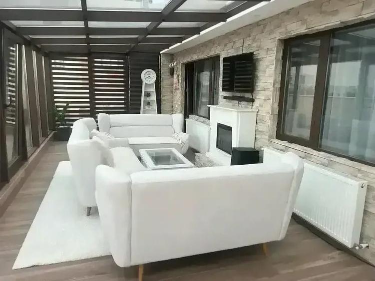 Apartament cu 3 camere semidecomandat, mobilat în Bucureștii Noi