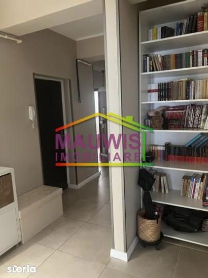 Apartament cu 4 camere decomandat în Central