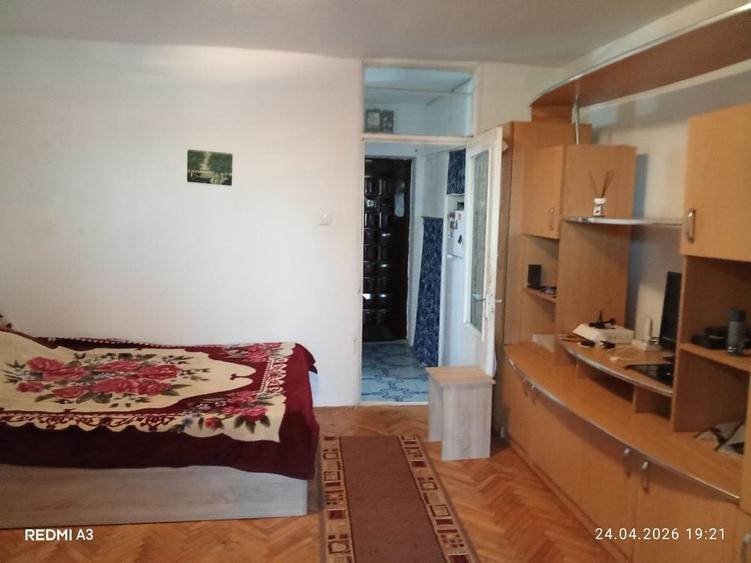 Garsonieră decomandată în Valea Rosie