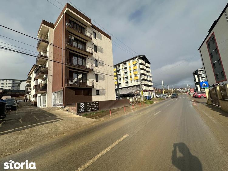 Spațiu comercial, de 176 mp, în Bârnova