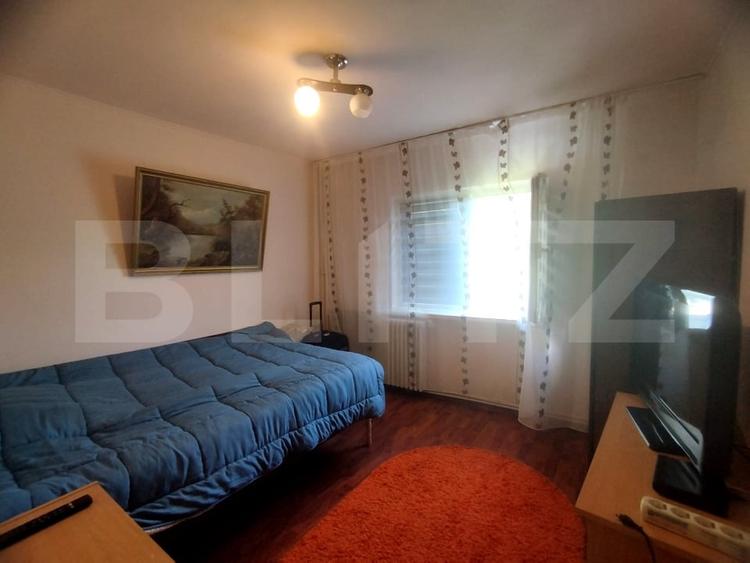 Apartament cu 3 camere decomandat, mobilat în Ultracentral
