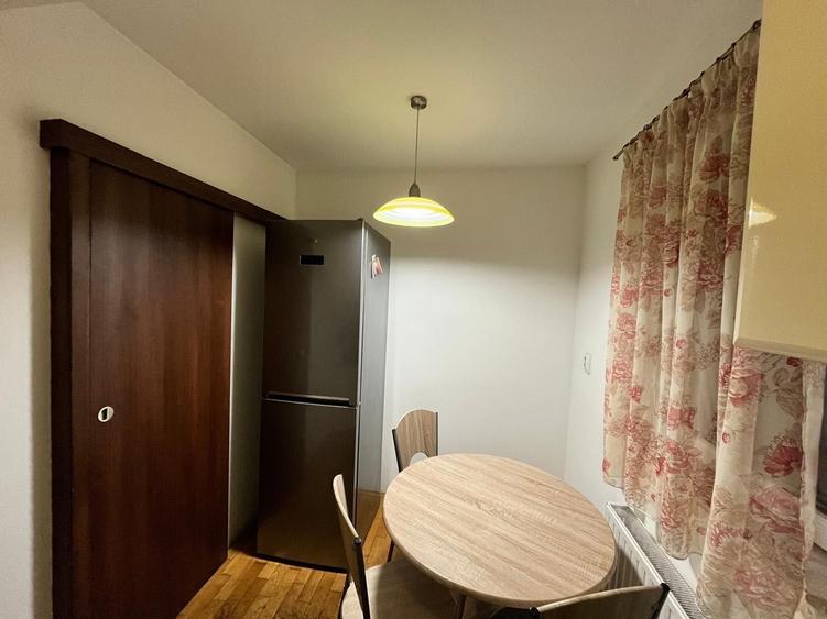 Apartament cu 2 camere decomandat în Iris