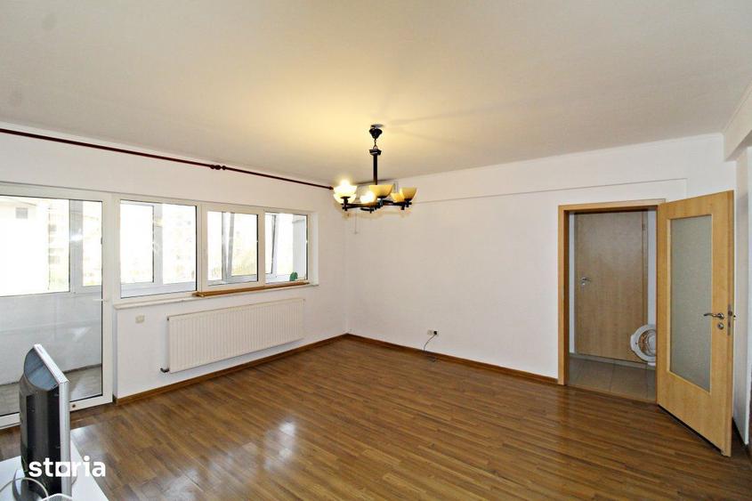 Apartament cu 3 camere în Tomis Nord
