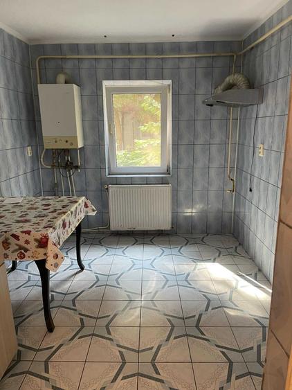 Apartament cu 2 camere semidecomandat în Bârlad