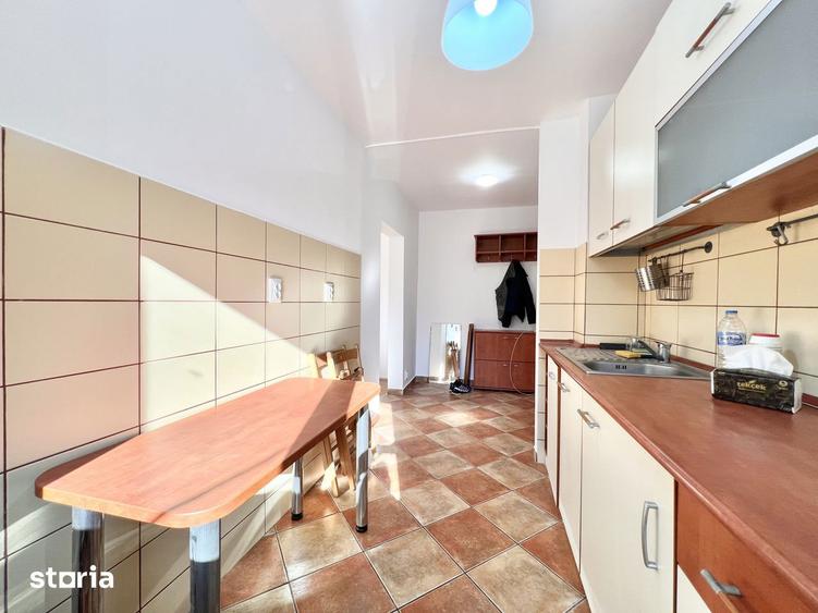 Apartament cu 3 camere, mobilat în Vatra Luminoasă