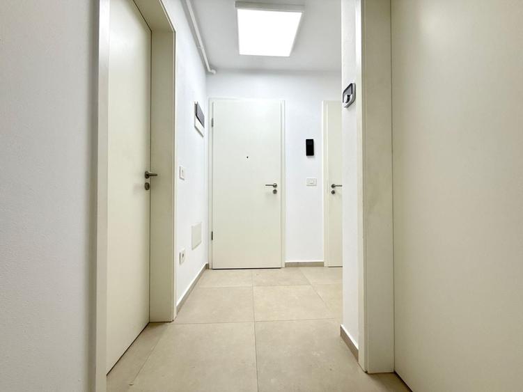 Apartament cu 2 camere în Tractorul
