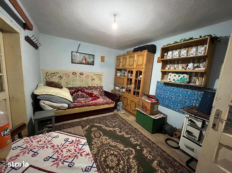 Casă cu 4 camere în Zorile