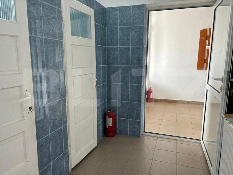 Spațiu comercial, de 350 mp, în Exterior Sud