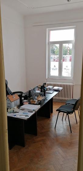 Spațiu comercial, de 75 mp, în Ultracentral