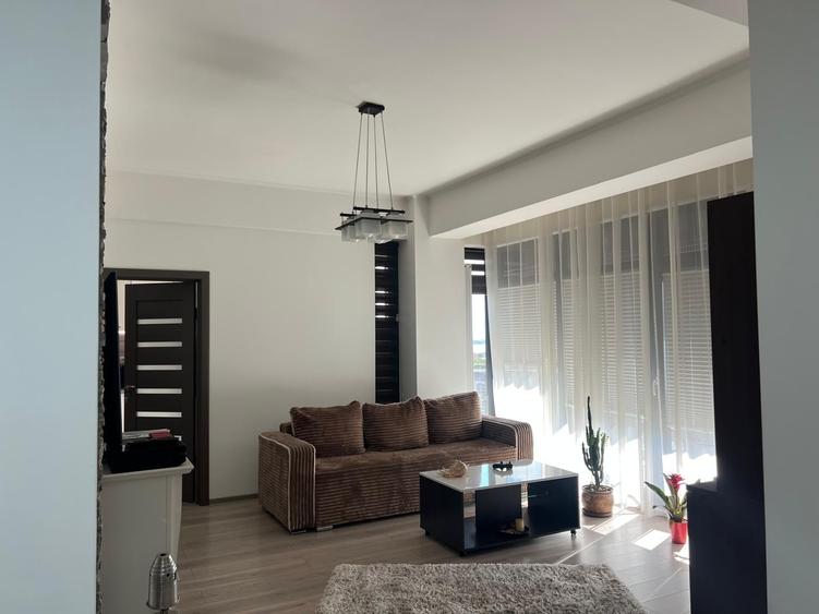 Apartament modern cu 3 camere și terasă, (optional  3 locuri parcare) -190.000 € - 5